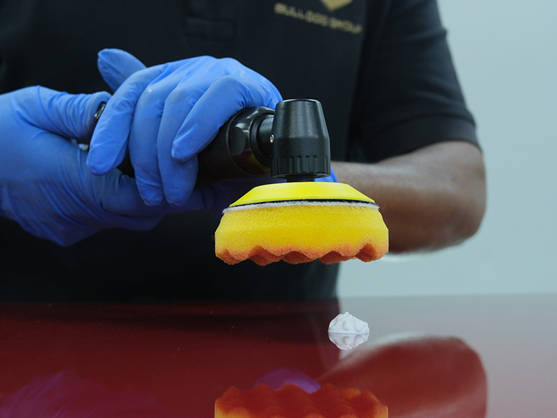 Hsutech angle polisher head close up ready for polishing
